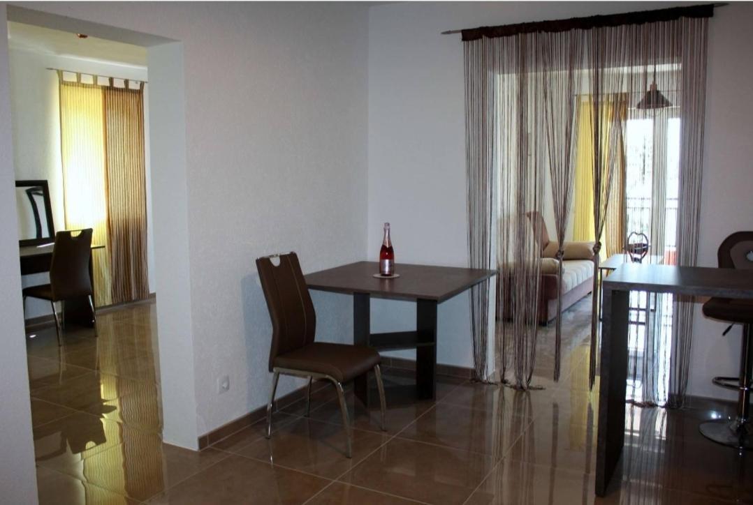 Appartamento Odessa Mama Bijela Esterno foto